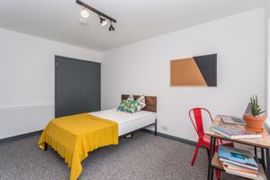 Bedroom- click for photo gallery